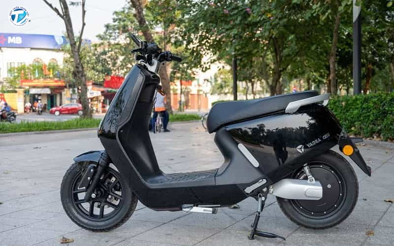 YADEA G5 cho cảm giác lái khá nhẹ nhàng và linh hoạt trong đô thị